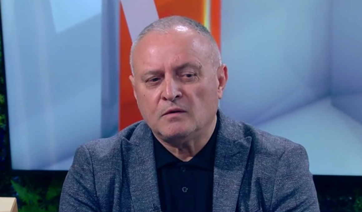 Доц. Стойчев: Калушев е нарцистичен психопат, едва ли ще посегне на живота си