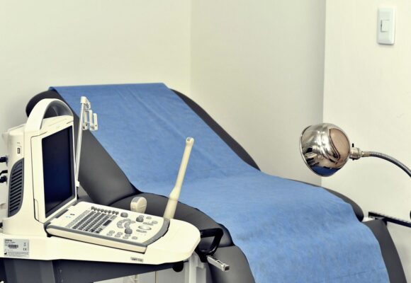 Записана гинекологична консултация в София излезе в платени сайтове