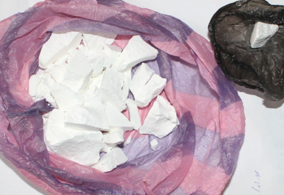 Рецидивист от Мирково бе арестуван с почти килограм дрога в джоба